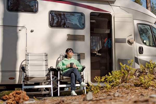 Christina Lake Motel and RV Park - Christina Lake RV Park - Woman Camping